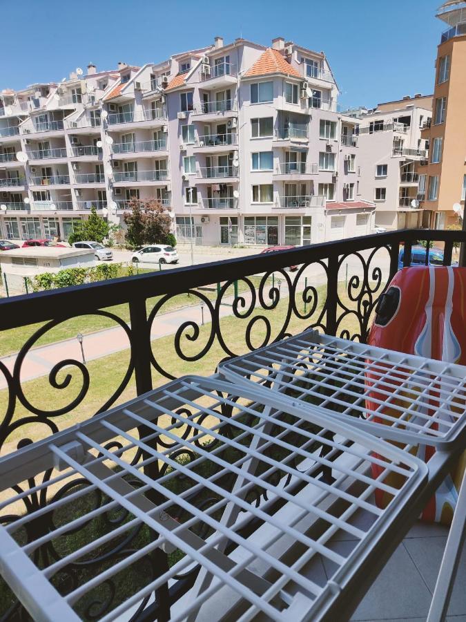 Studio Aivasovskij Park - Meters Away From Beach Pomorie Kültér fotó